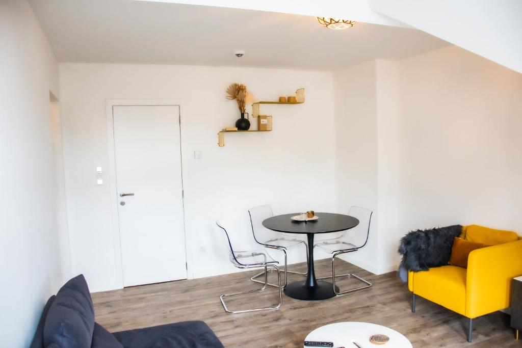Apartment 23